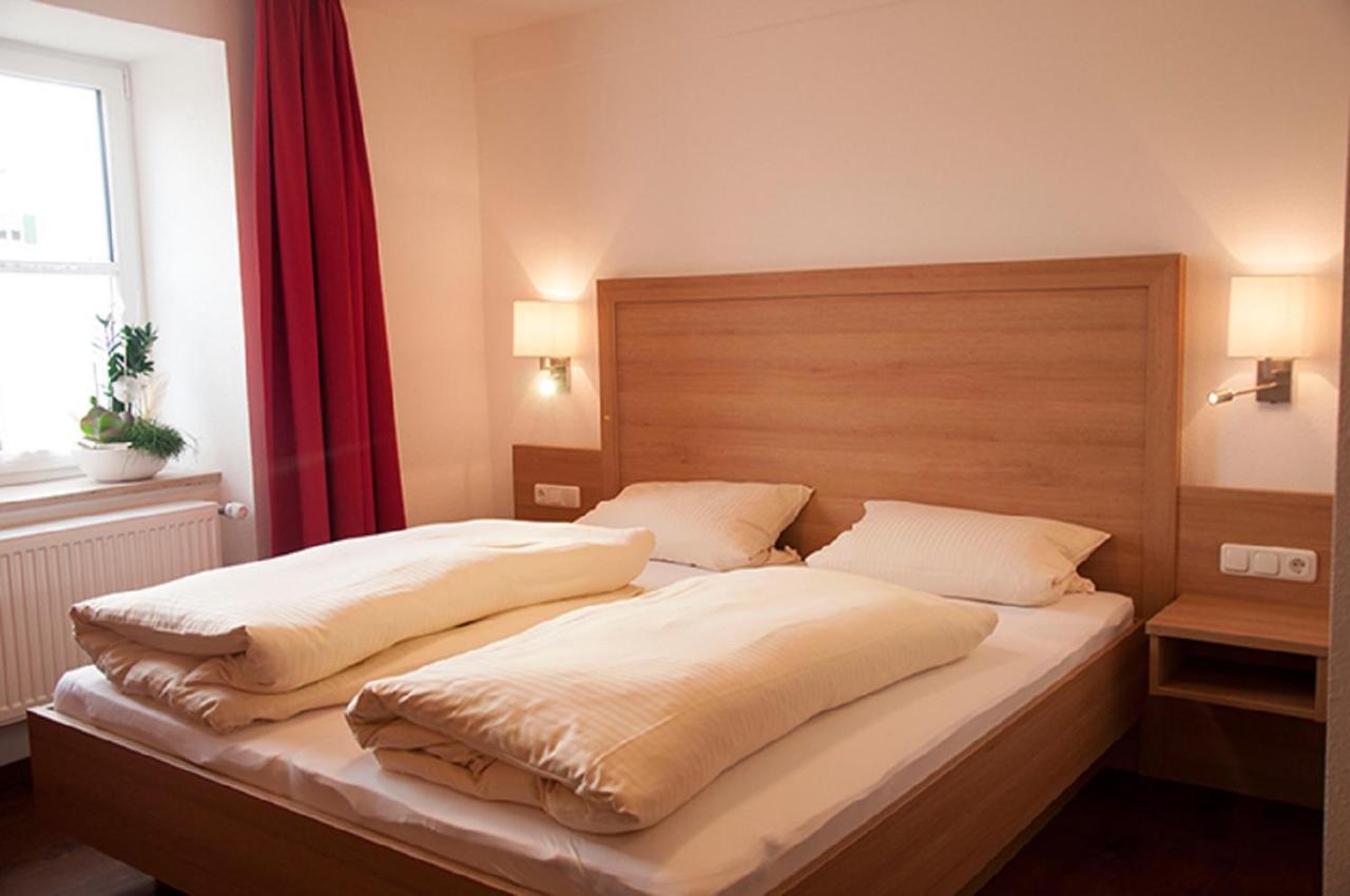 Hotel Gasthof Zum Goldenen Lamm Harburg  Esterno foto