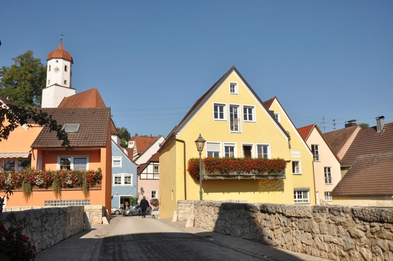 Hotel Gasthof Zum Goldenen Lamm Harburg  Esterno foto